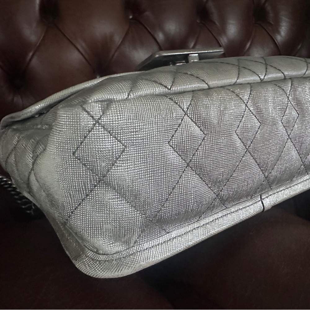Marc Jacobs Silver Quilted Leather Crossbody Bag Metallic Chain Designer - Picture 5 of 9